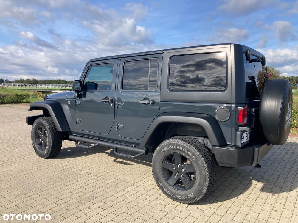 Jeep Wrangler 3.6 Unlim Black Edition II - 6