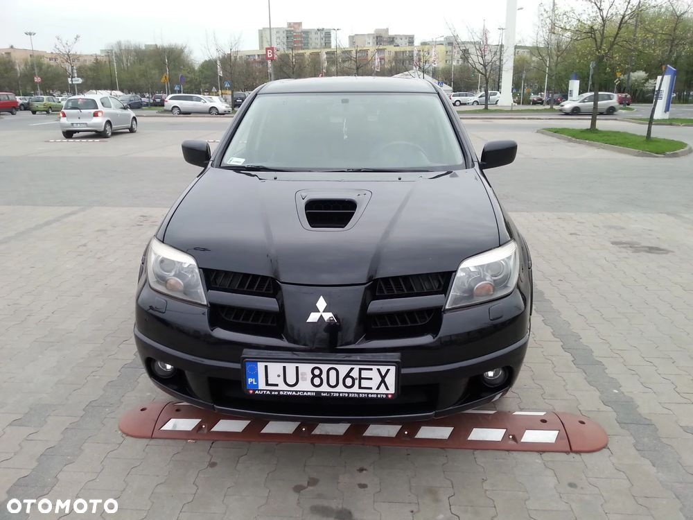 Mitsubishi Outlander 2.0 Turbo 4WD - 1