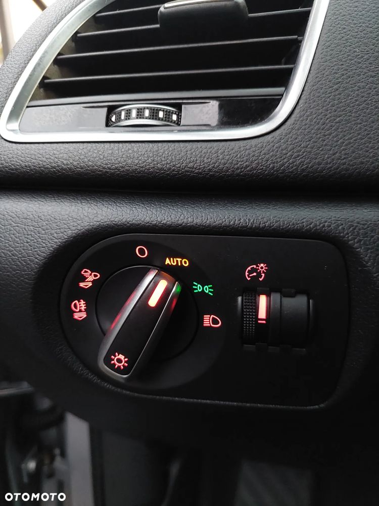 Audi Q3 2.0 TFSI Quattro S tronic sport - 29
