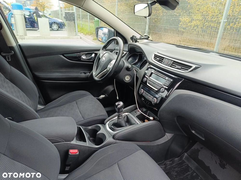 Nissan Qashqai 2016 photo 2
