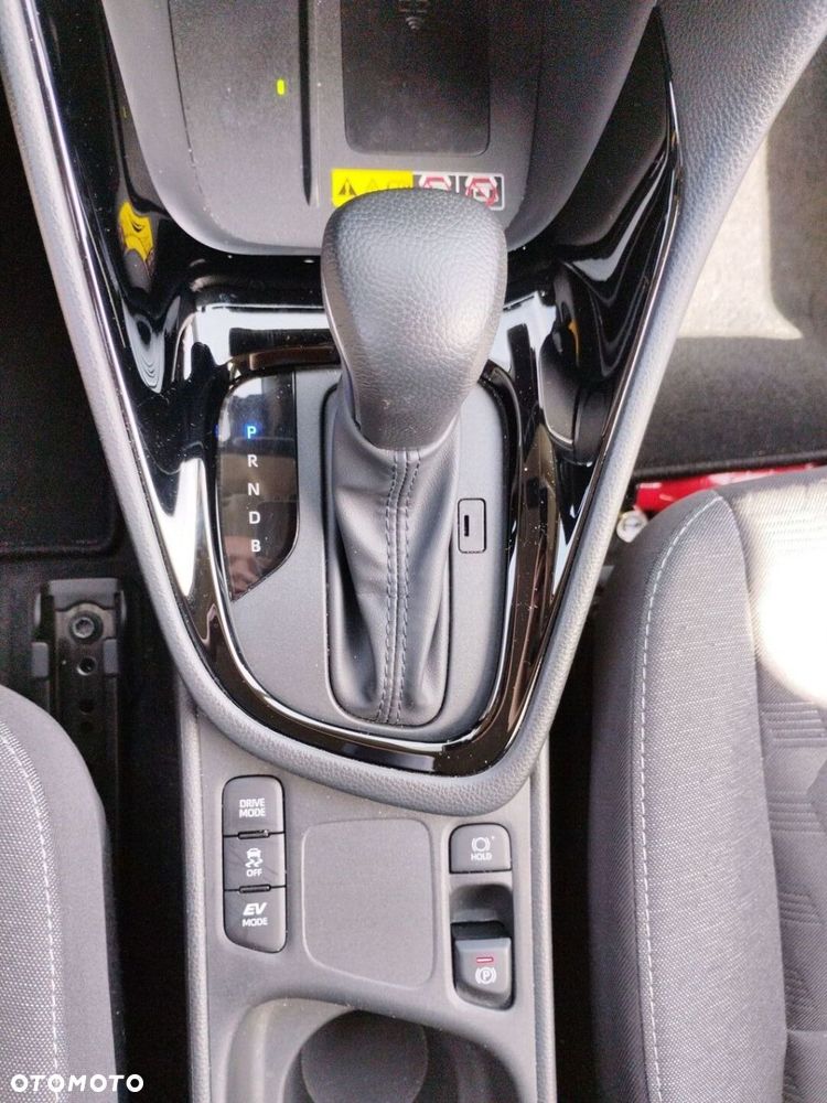 Toyota Yaris - 20