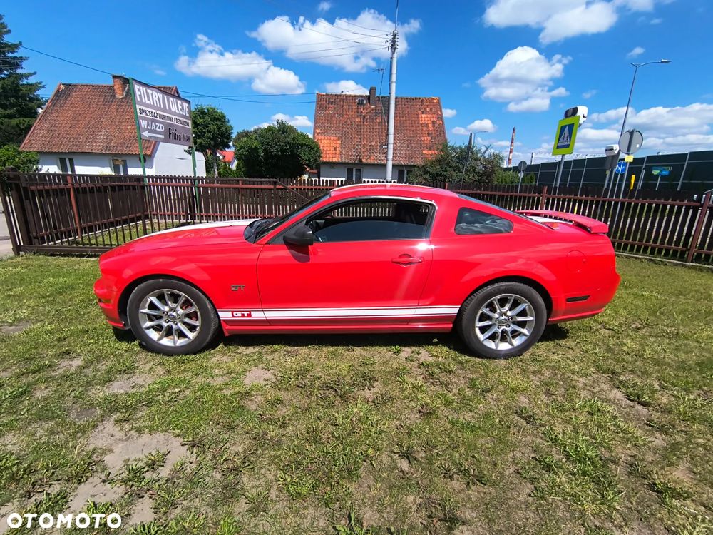 Ford Mustang 2005 photo 2