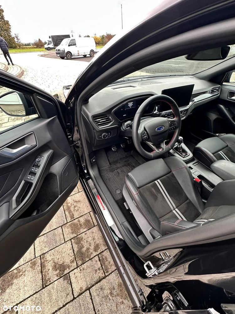 Ford Focus 2.3 EcoBoost ST X - 11