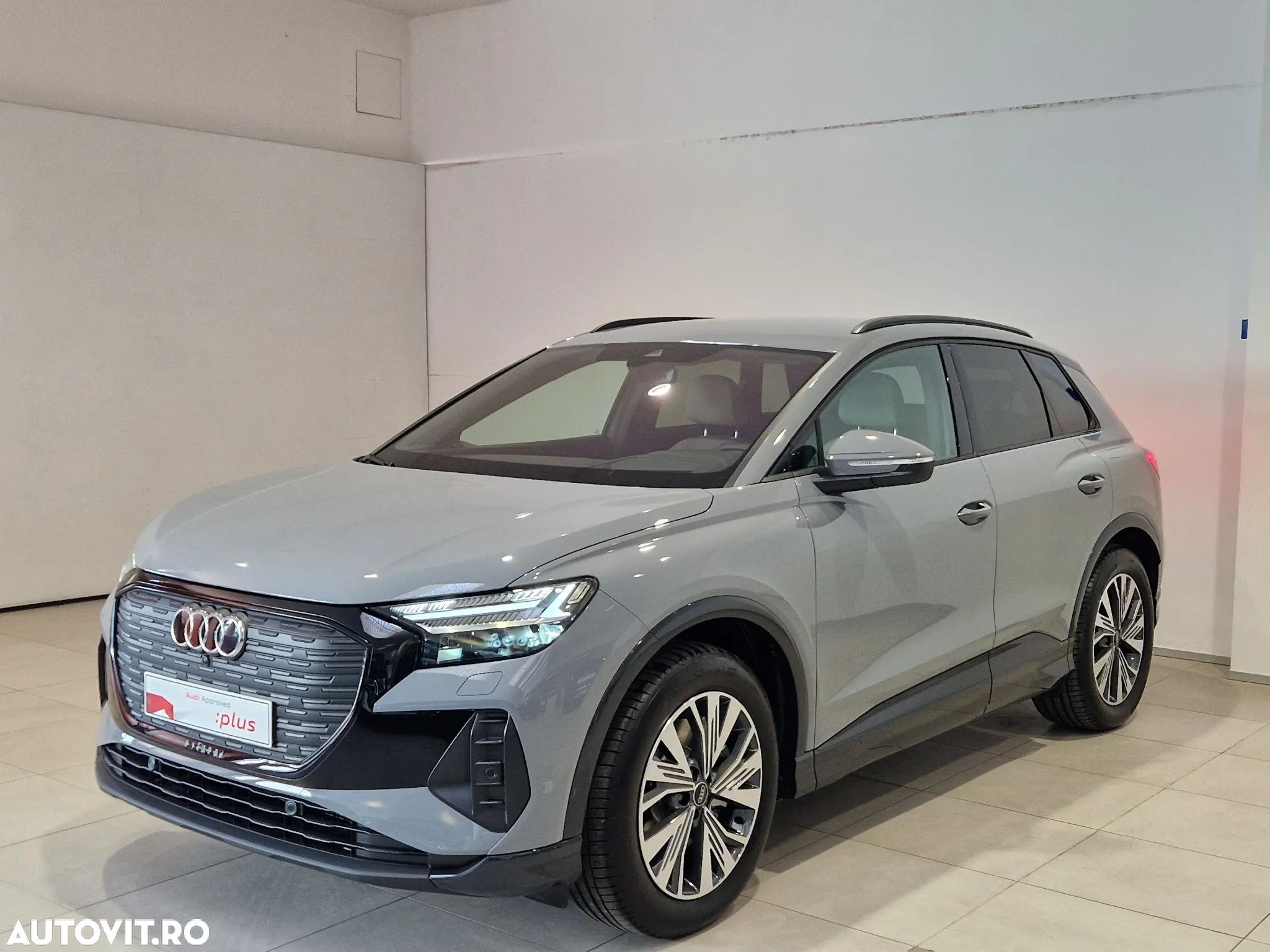 Audi Q4 e-tron 45 quattro - 1