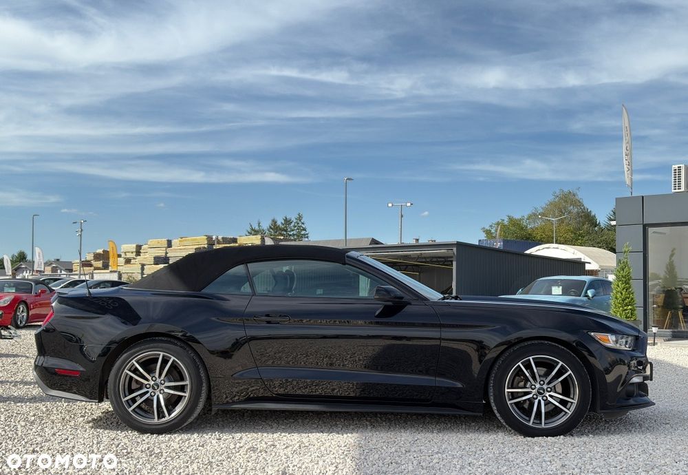 Ford Mustang - 3