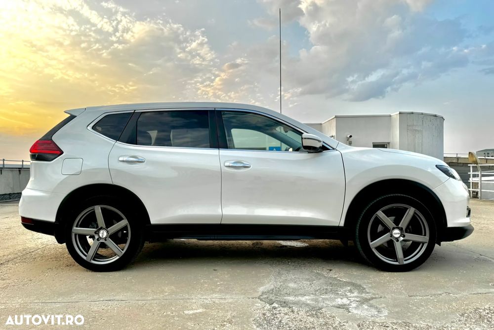 Nissan X-Trail - 2