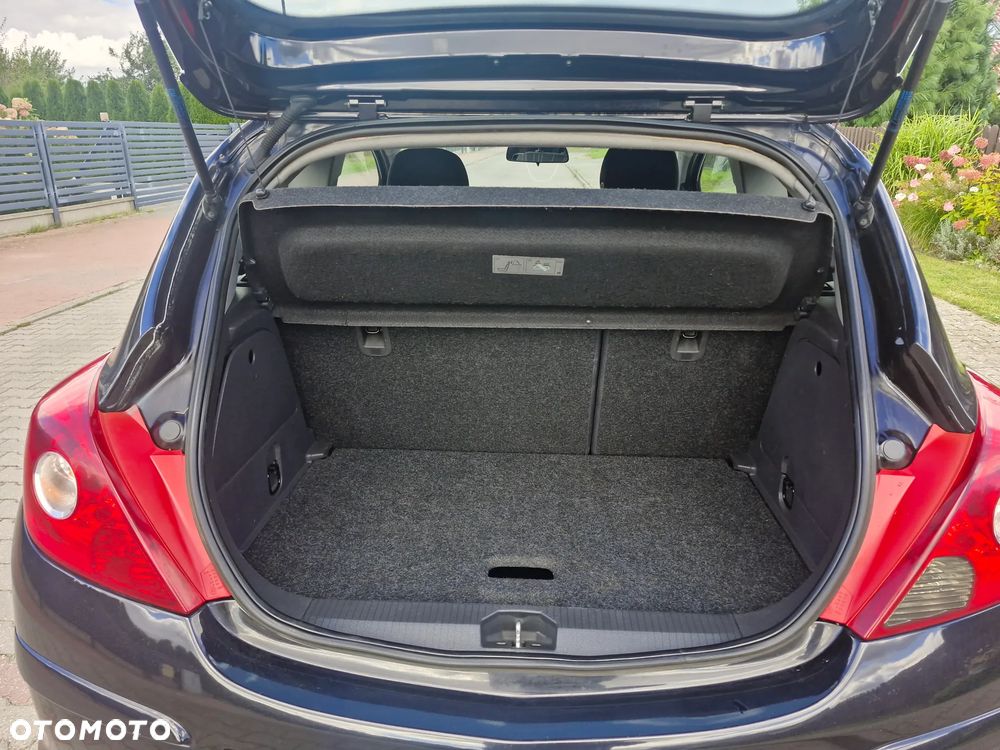 Opel Corsa - 24