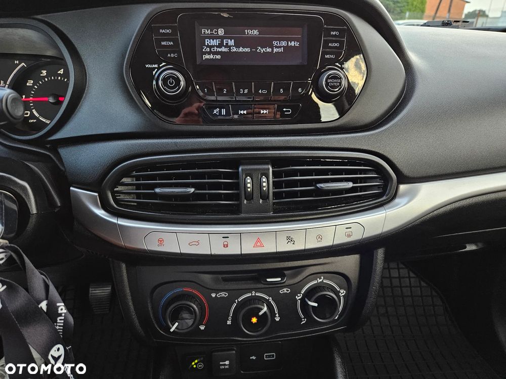 Fiat Tipo 1.4 16V Easy - 10