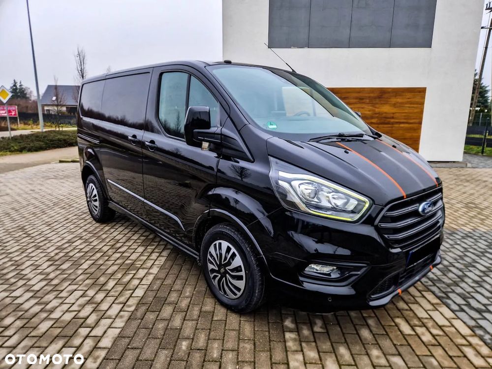 Ford TRANSIT CUSTOM - 1