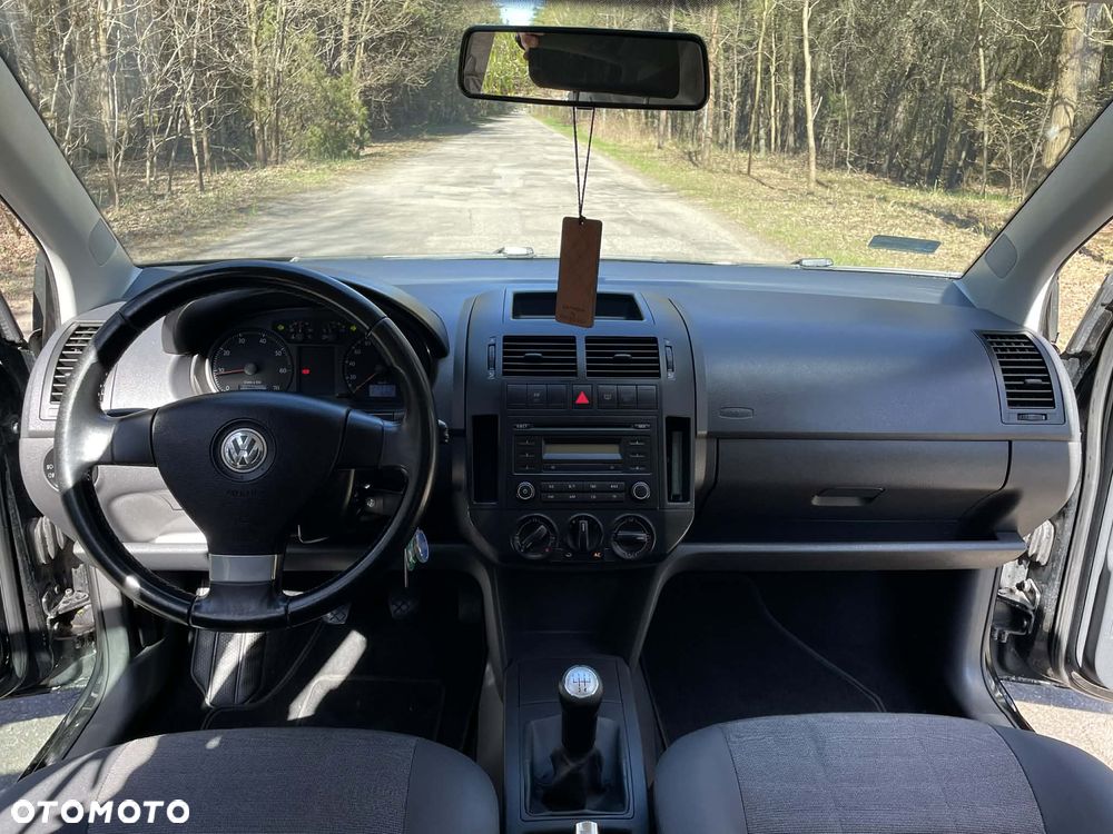 Volkswagen Polo - 12
