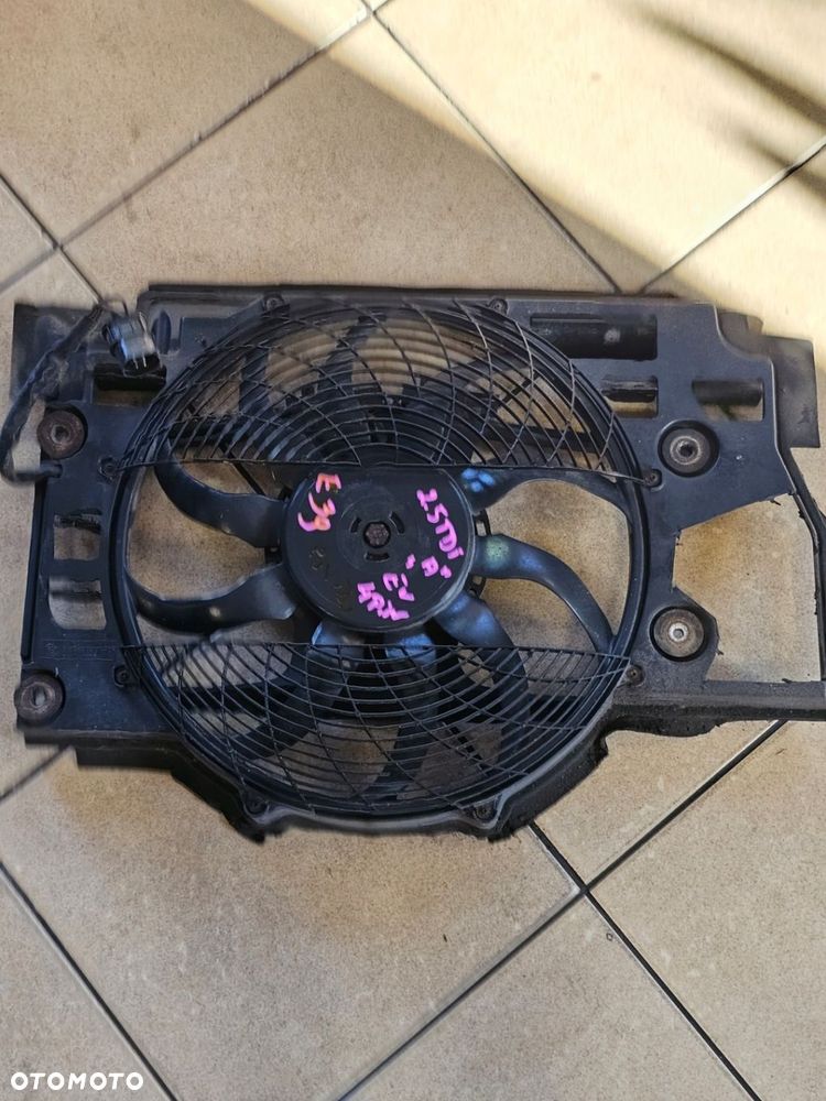 WENTYLATOR CHŁODNICY BMW E39 2.5TDI 6908031 4PIN - 1