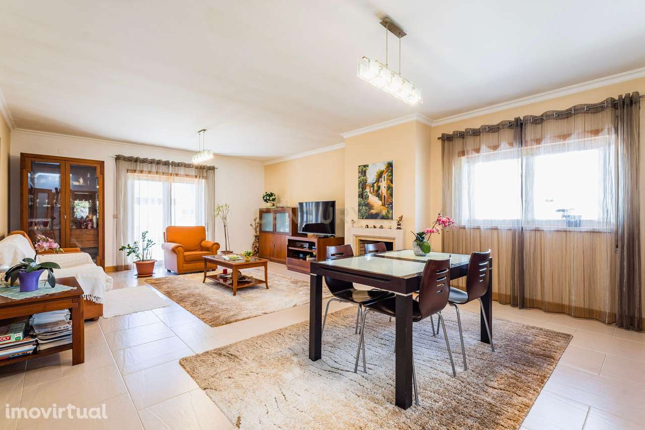 Moradia T5 na zona de Zambujo -Leiria - Grande imagem: 3/35