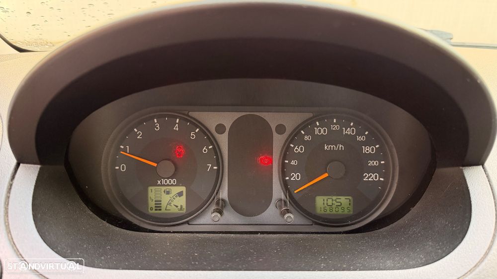 Ford Fiesta 1.25 Ambiente - 20
