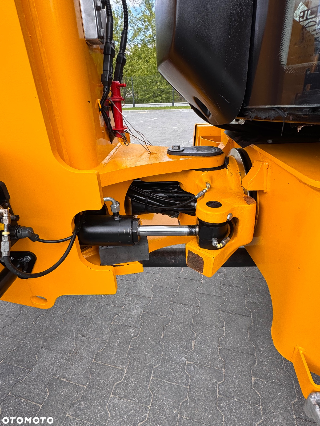 JCB TM 220 |przegubowo-teleskopowa | 2019r| 2 łyżki | krokodyl | szybka jazda 40km | - 25