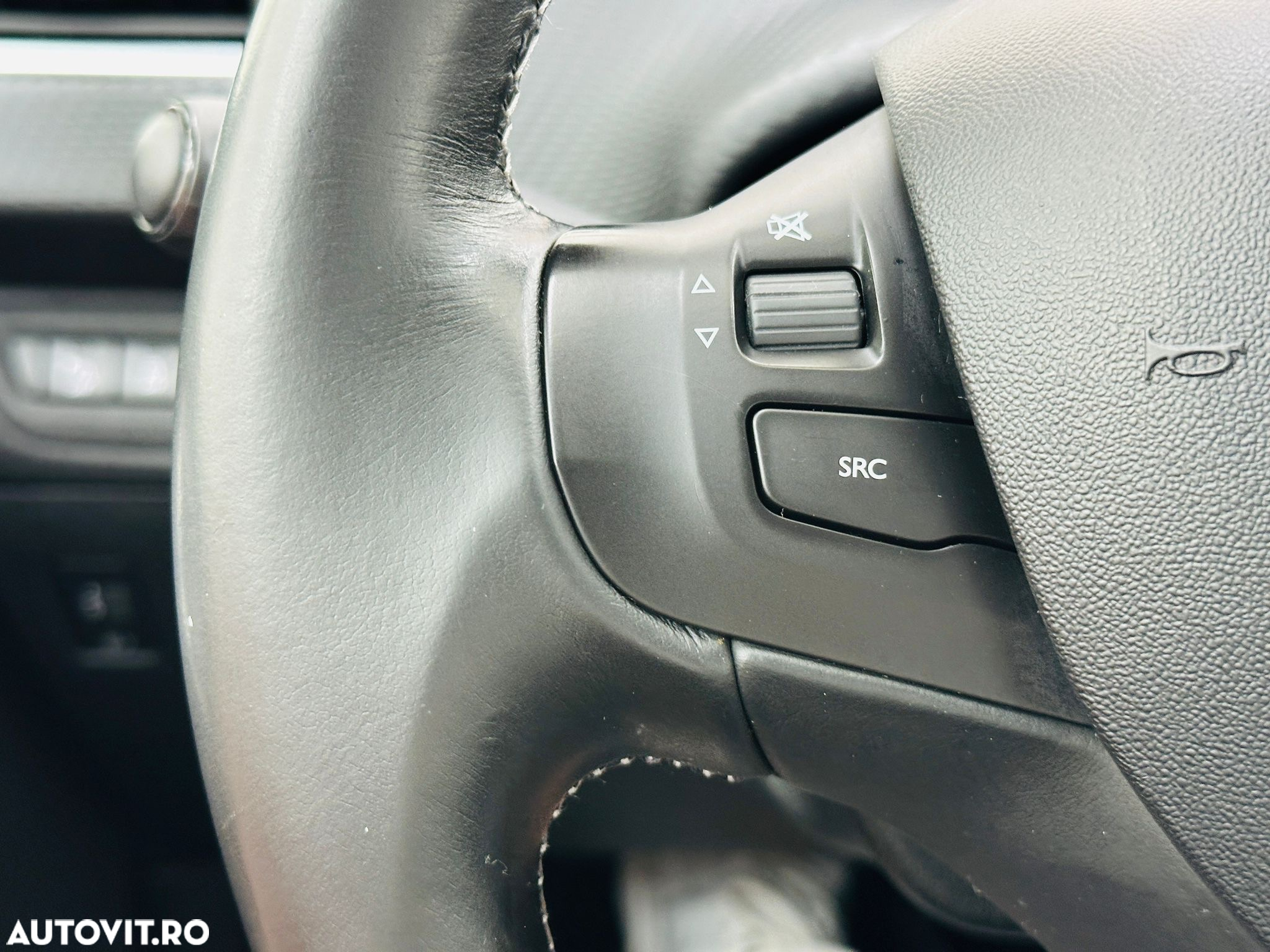 Peugeot 2008 - 33