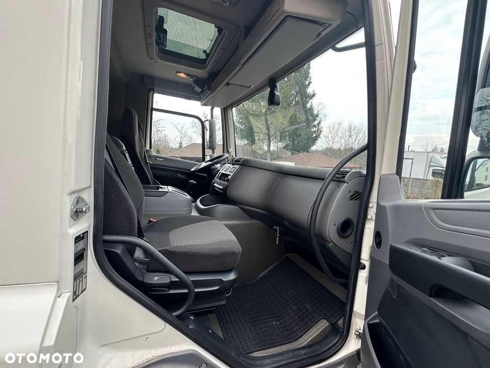 DAF CF 370 2017 r.  Chłodnia + Winda EURO 6 - 11