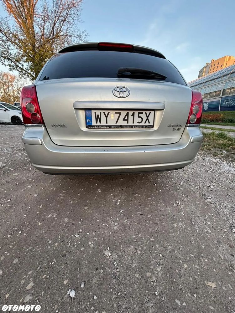 Toyota Avensis 2.2 D-4D Sol Plus 180 - 8