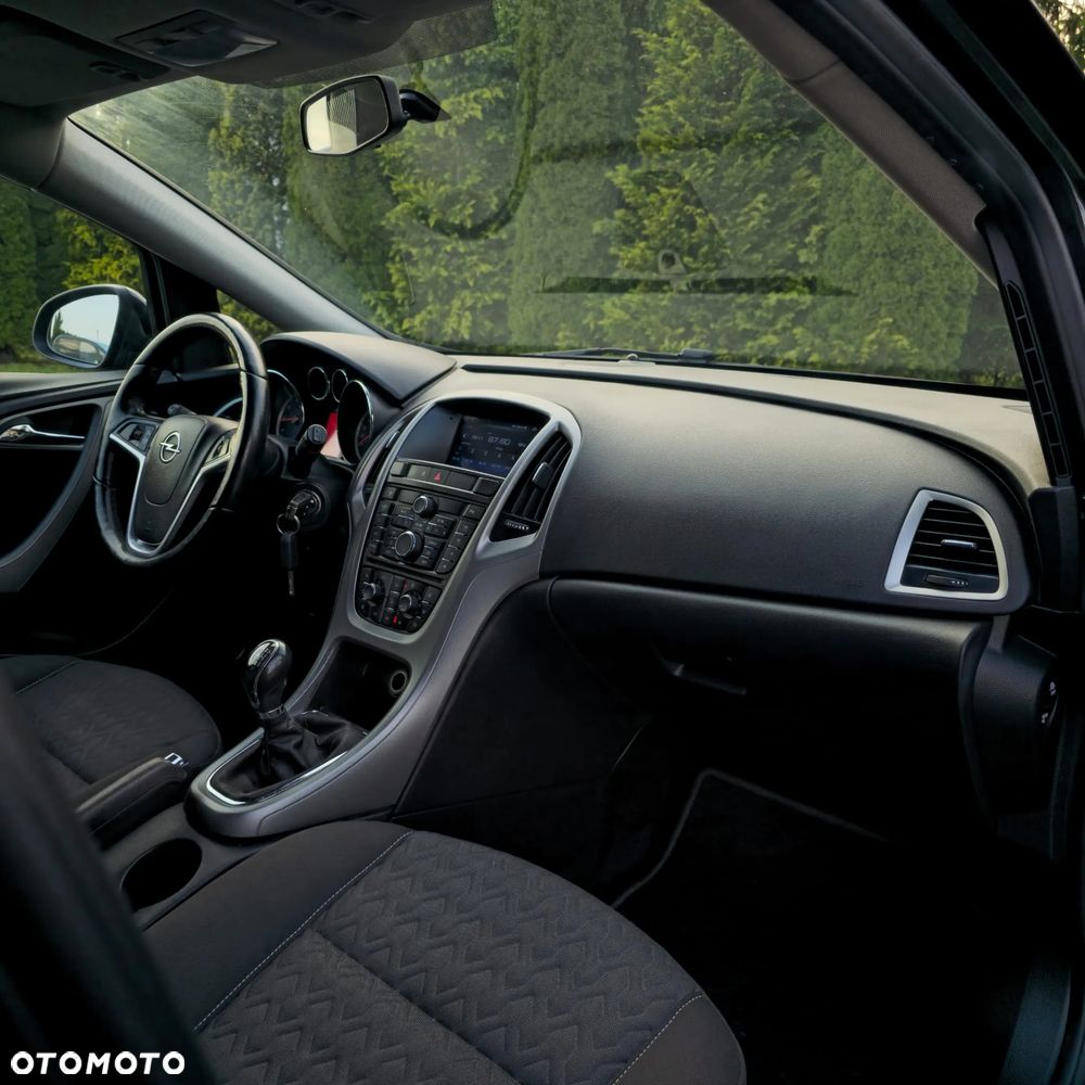 Opel Astra 1.4 Turbo - 22