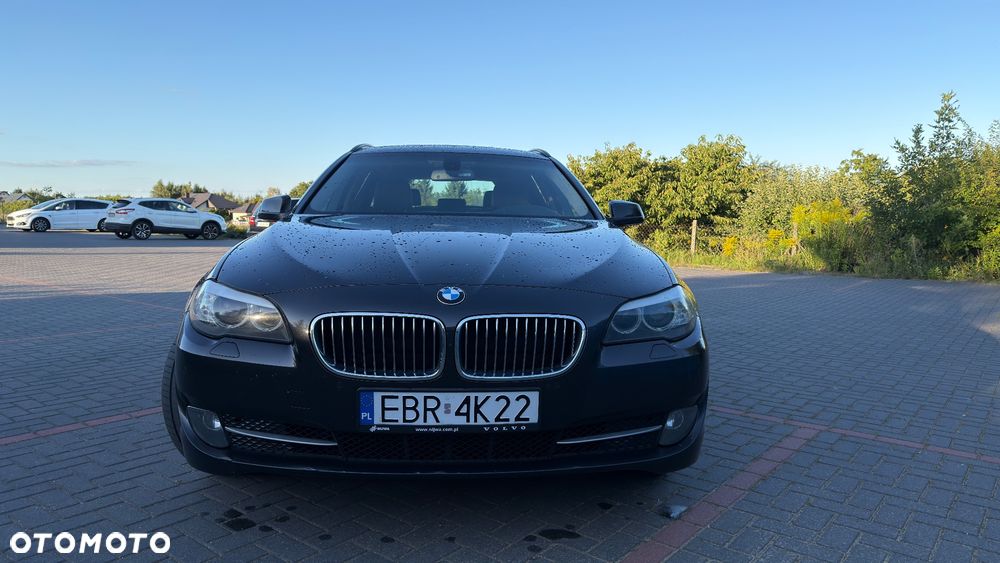 BMW Seria 5 2010 photo 2