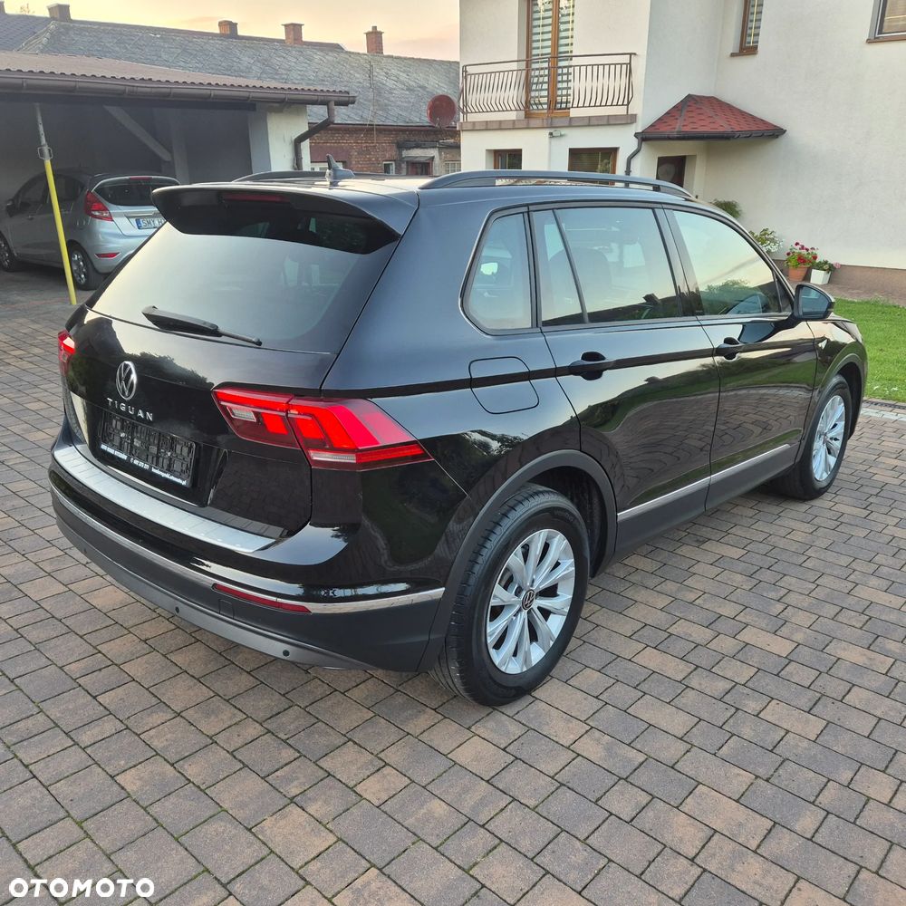 Volkswagen Tiguan - 16