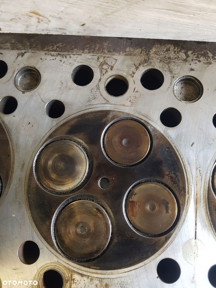 GŁOWICA SILNIKA MAN TGL 4,5L. D0834 EURO 5 4 CYLINDRY - 7