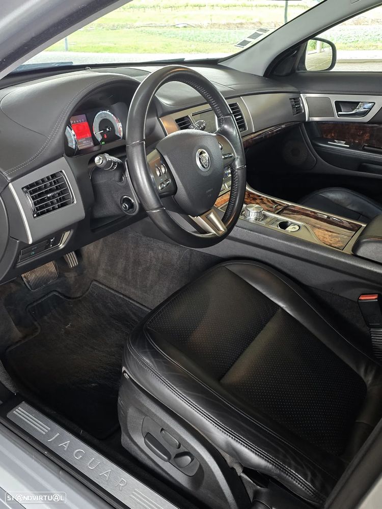 Jaguar XF 3.0 D V6 S Premium Luxury - 20