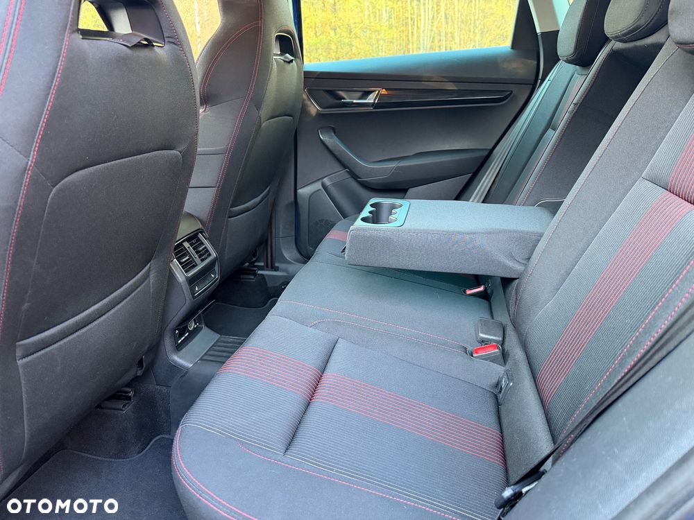 Skoda Karoq 1.6 TDI SCR DSG Style - 8