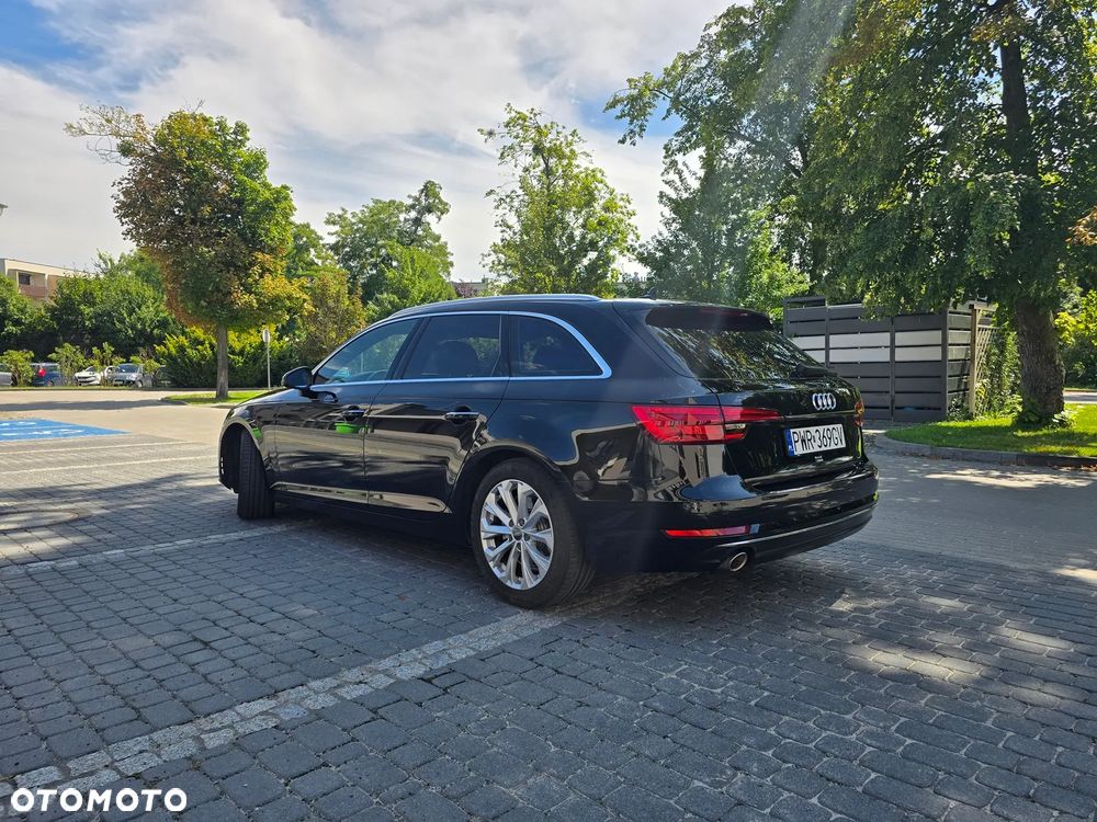 Audi A4 Avant 2.0 TDI design - 30