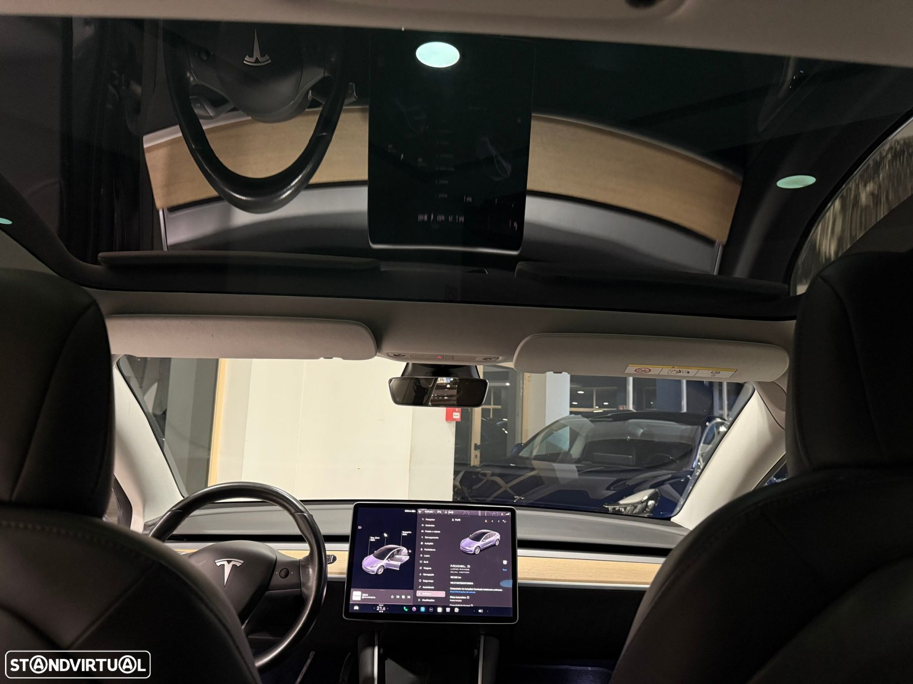 Tesla Model 3 Long-Range Dual Motor AWD - 32