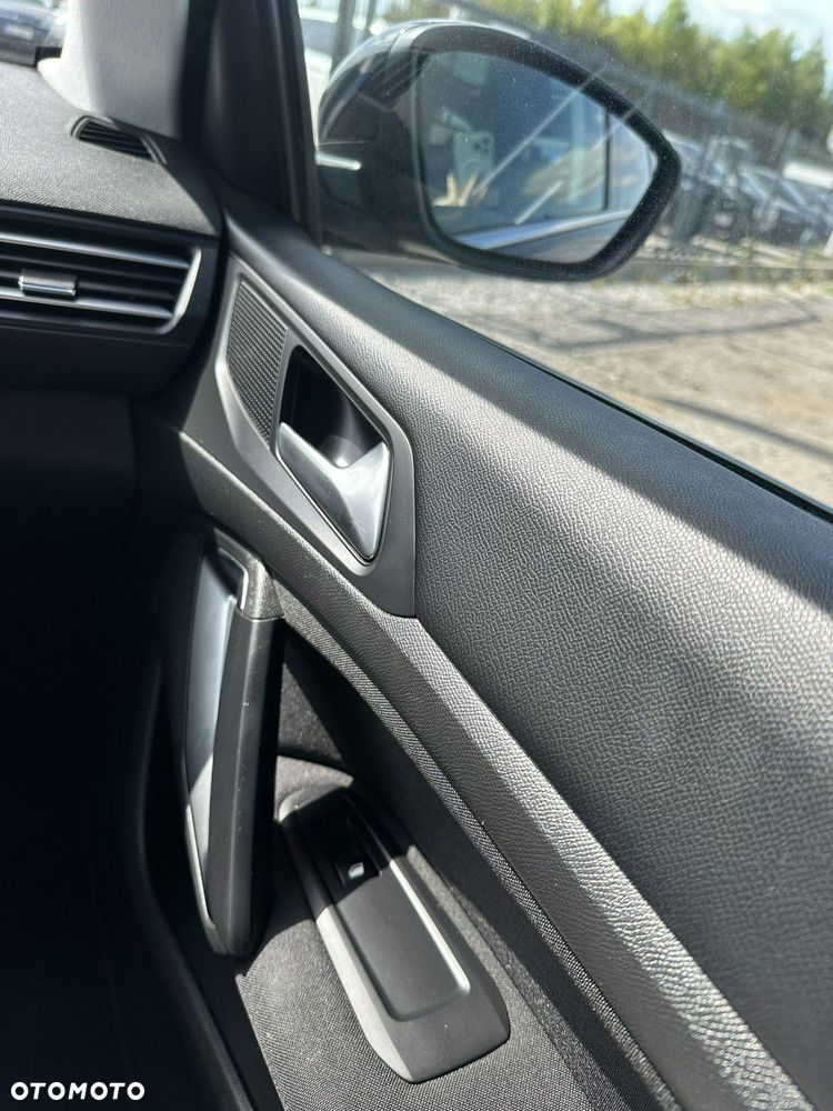 Peugeot 308 - 18