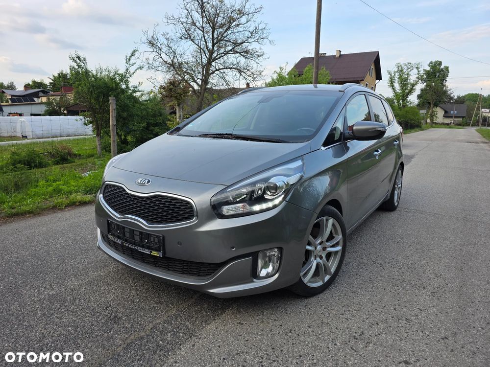 Kia Carens - 3