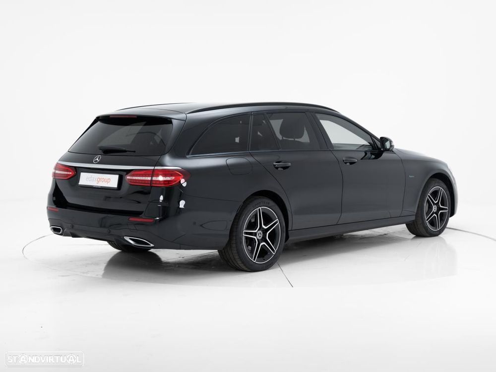 Mercedes-Benz E 300 de 4Matic 9G-TRONIC - 4