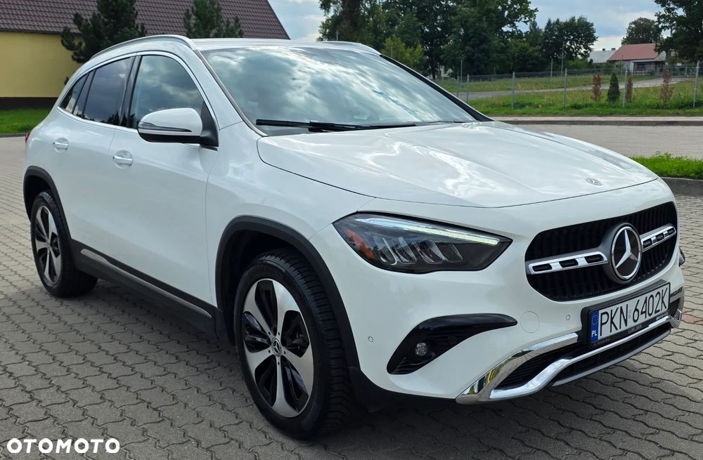 Mercedes-Benz GLA 250 4Matic 8G-DCT Special Edition - 4