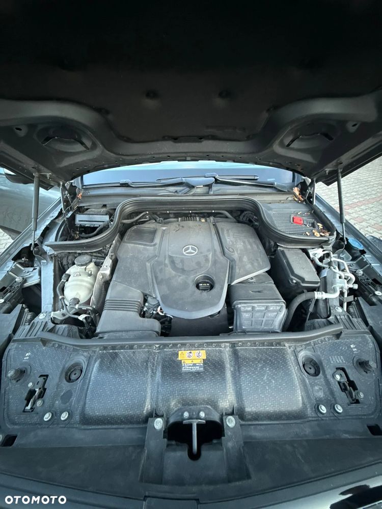 Mercedes-Benz GLS - 26