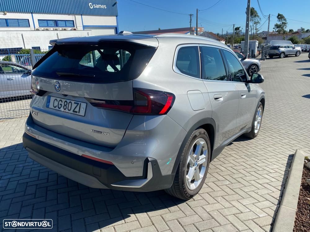BMW iX1 eDrive20 - 3