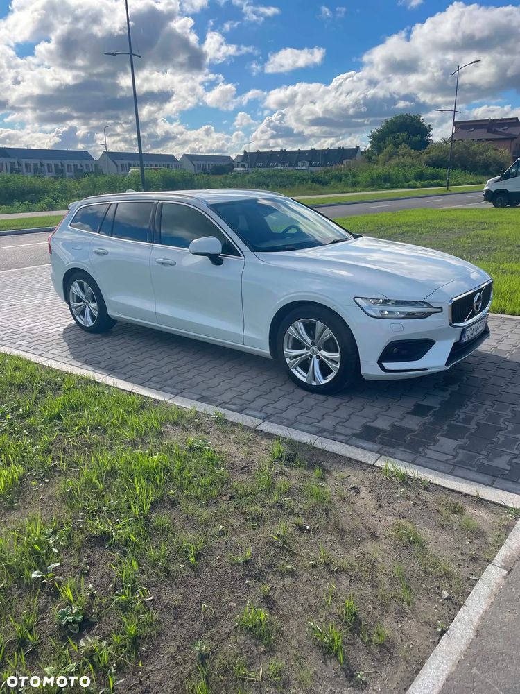 Volvo V60 2019 photo 3