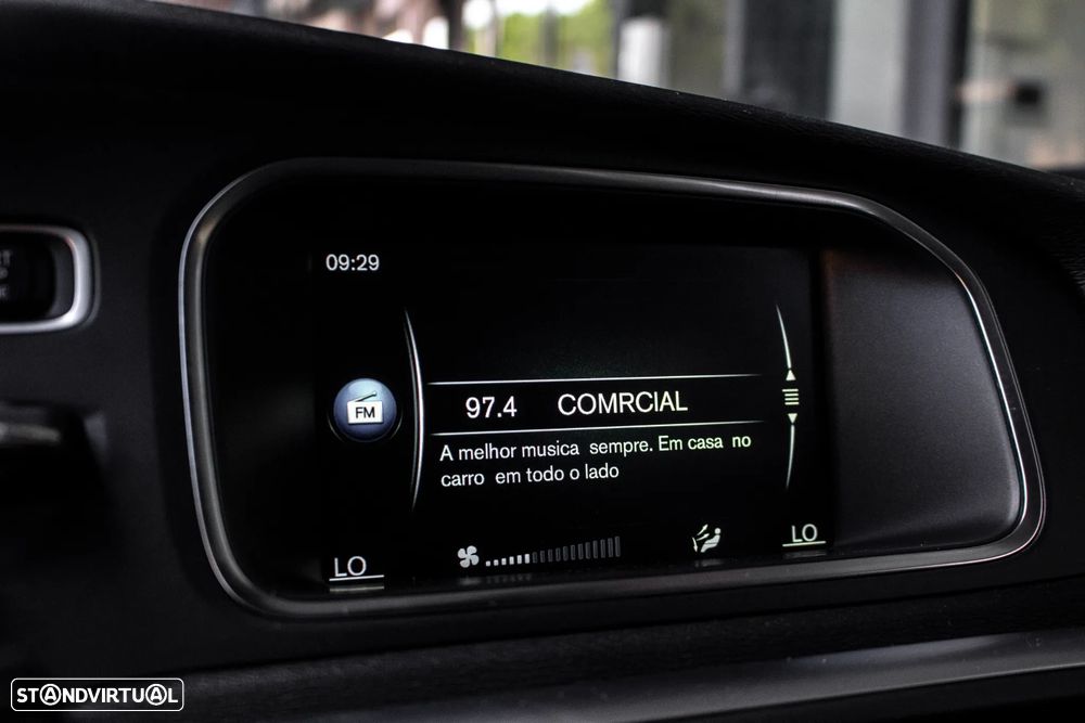 Volvo V40 Cross Country 2.0 D2 Volvo Ocean Race - 34