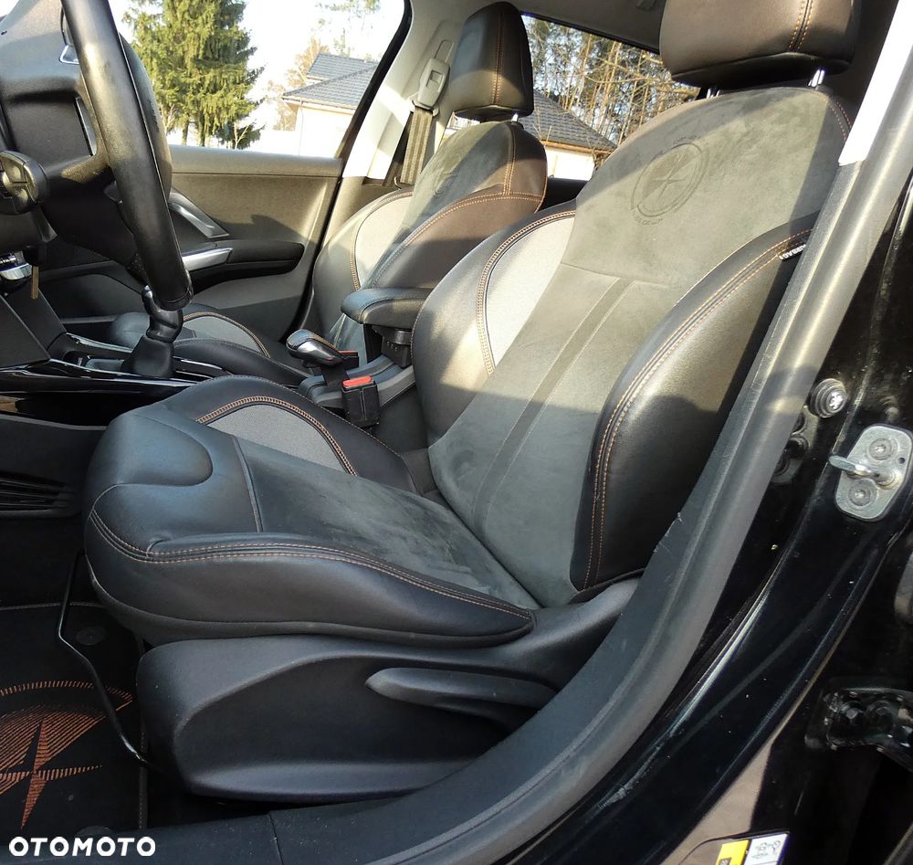 Peugeot 2008 1.2 Pure Tech GPF Crossway S&S - 10