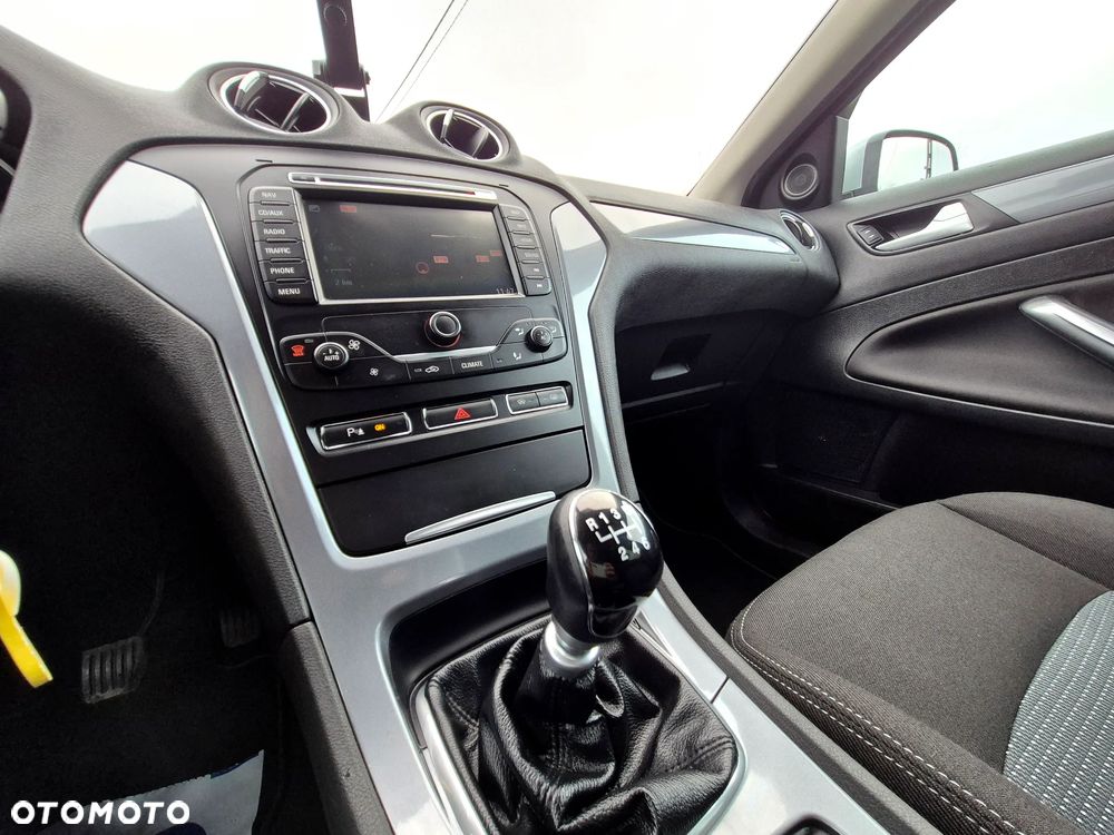 Ford Mondeo 2.0 TDCi Titanium - 30