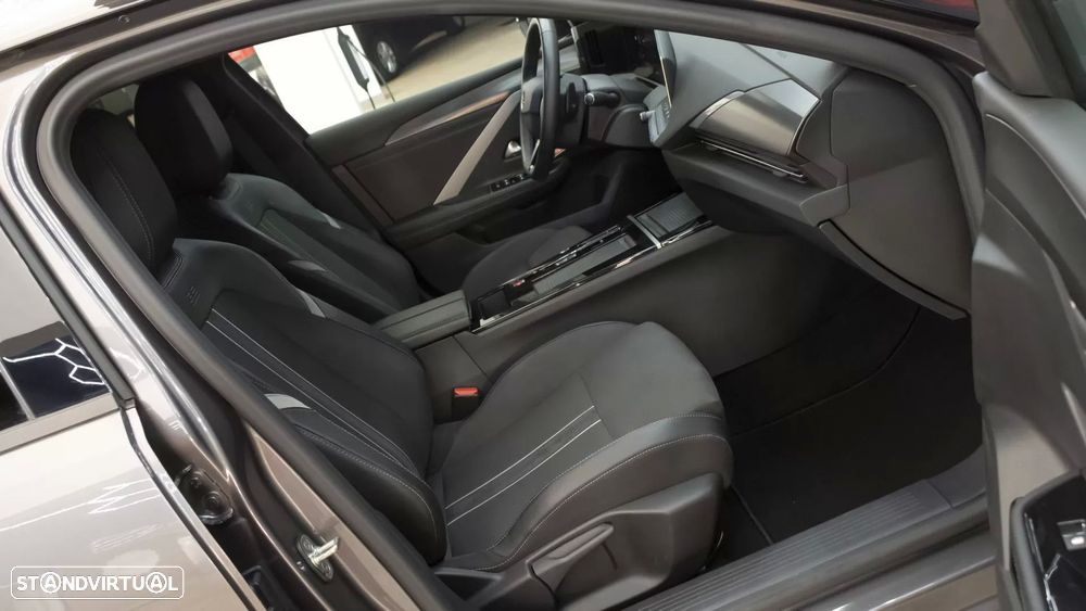 Opel Astra 1.6 T PHEV GS - 13