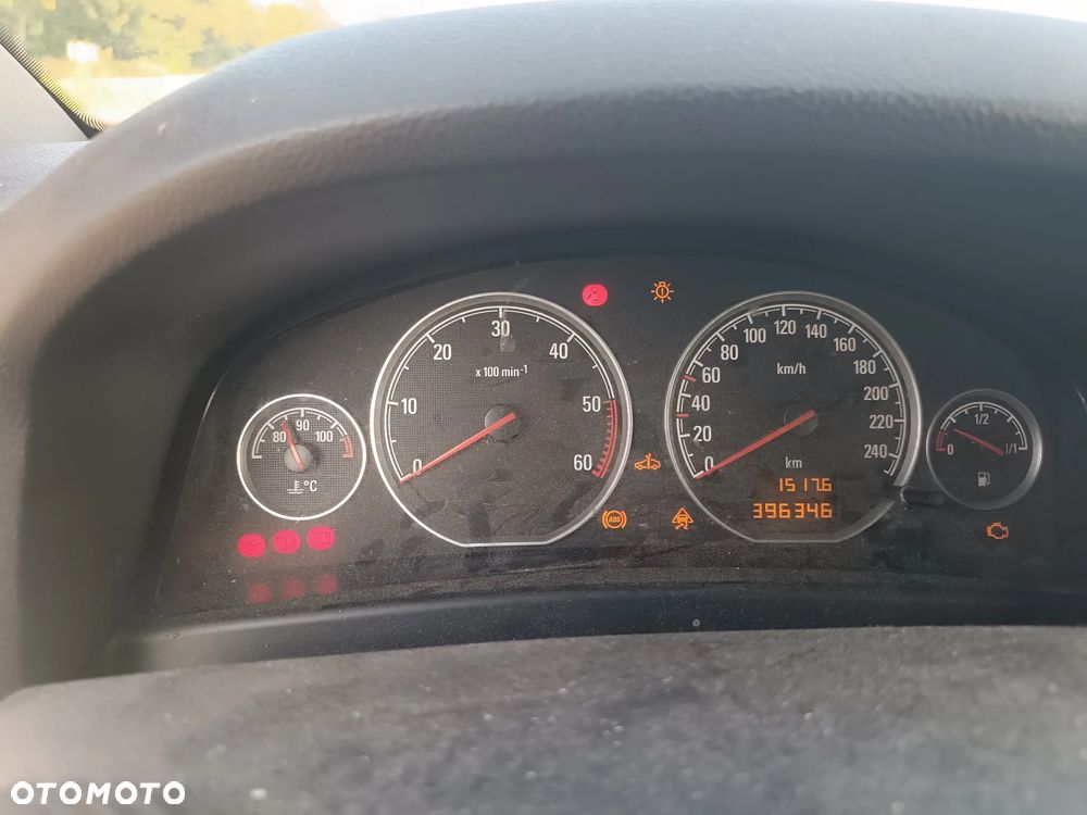Opel Vectra 1.9 CDTI Cosmo - 4
