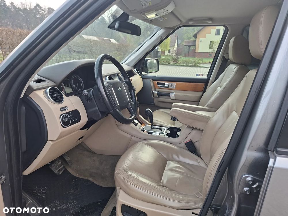 Land Rover Discovery 3.0D V6 HSE - 14