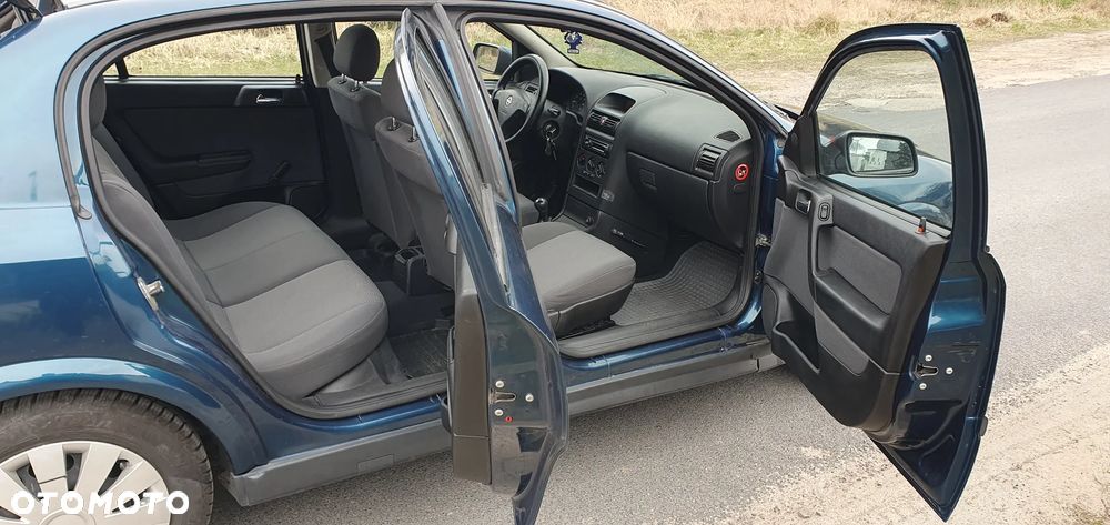 Opel Astra 1.4 - 12