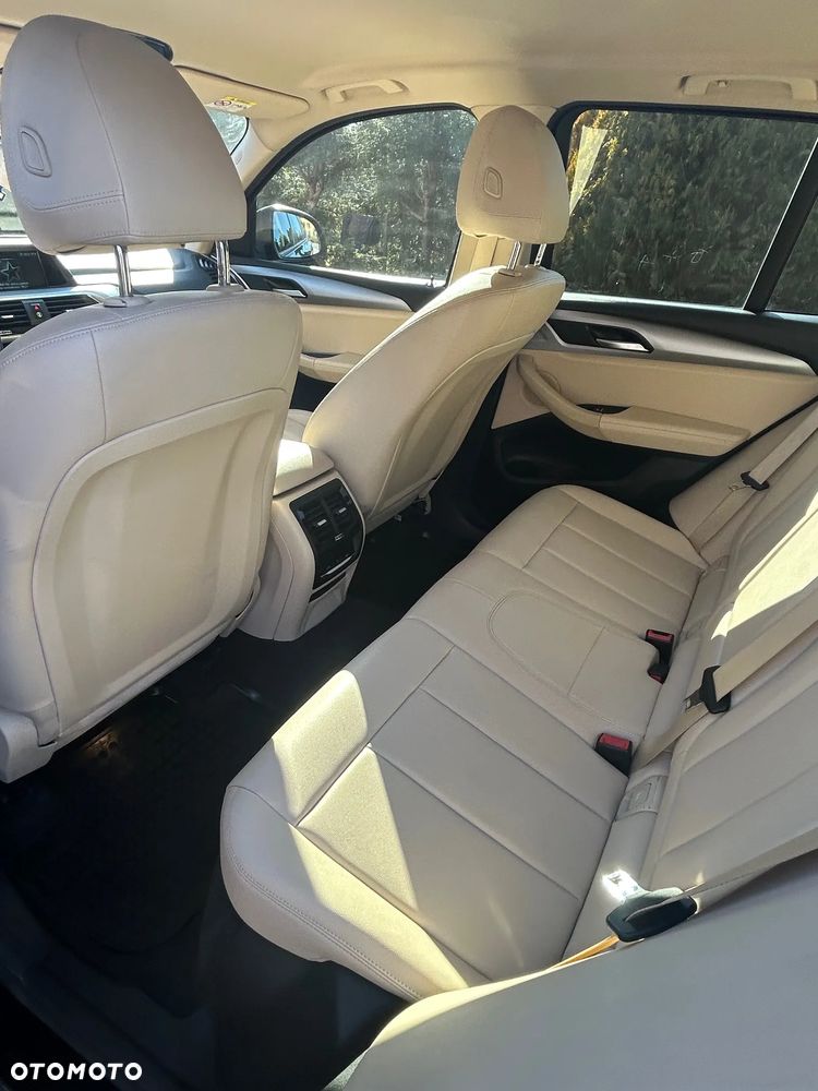 BMW X3 - 10