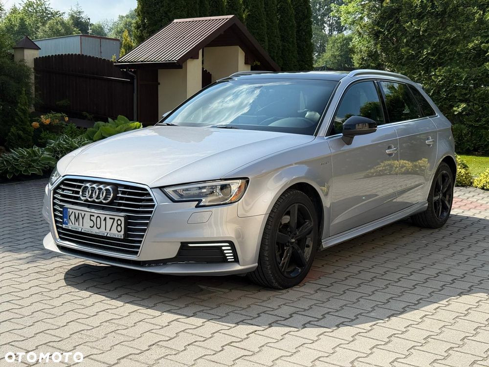 Audi A3 Sportback - 1