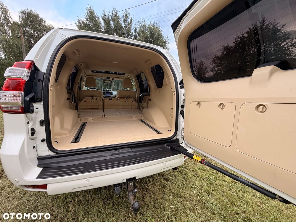 Toyota Land Cruiser LC 2.8 D-4D Executive - 11