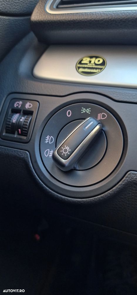 Volkswagen Passat 2.0TDI Comfortline DPF DSG - 13