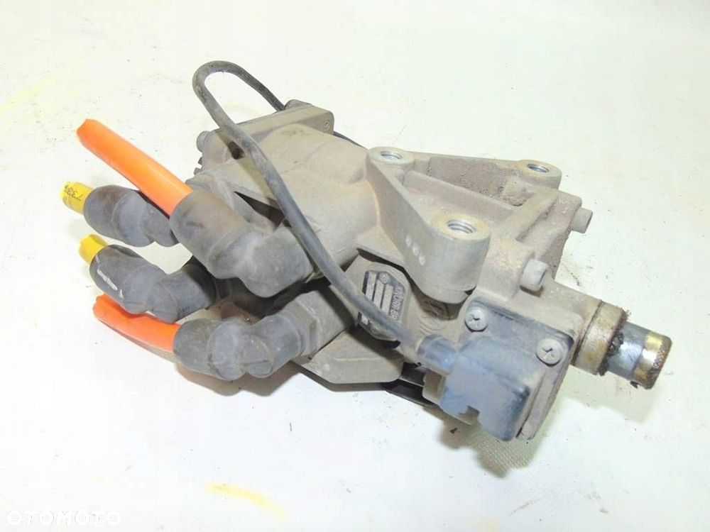 IVECO MAGIRUS 260-30 05r ZAWÓR GŁÓWNY HAMULCA - 8