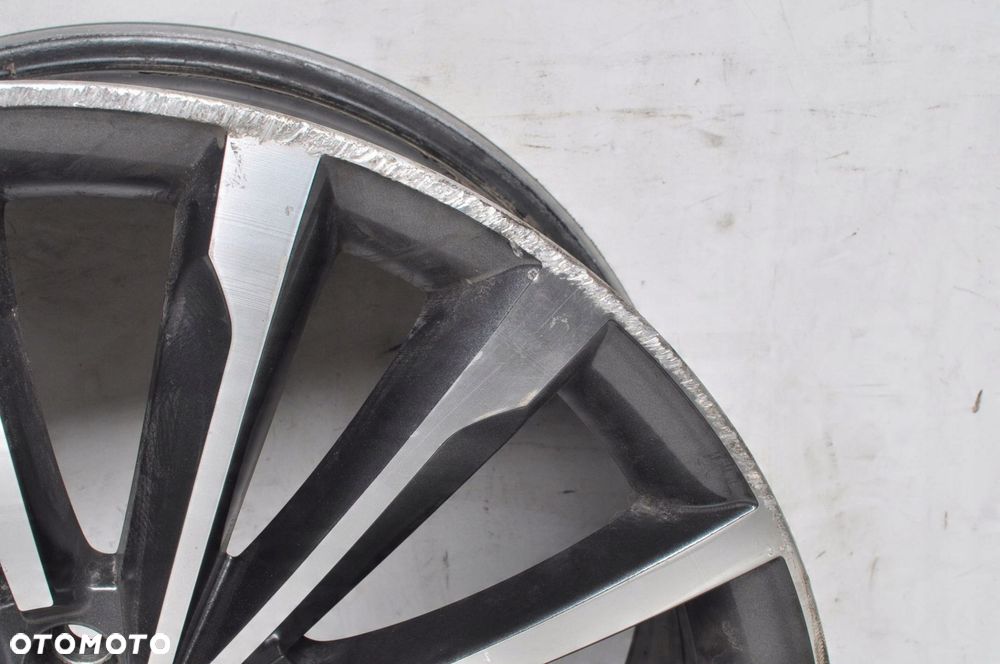 SKODA SUPERB III FELGA ALUMINIOWA R19" 8J 5X112 ET44 3V0601025AK - 3