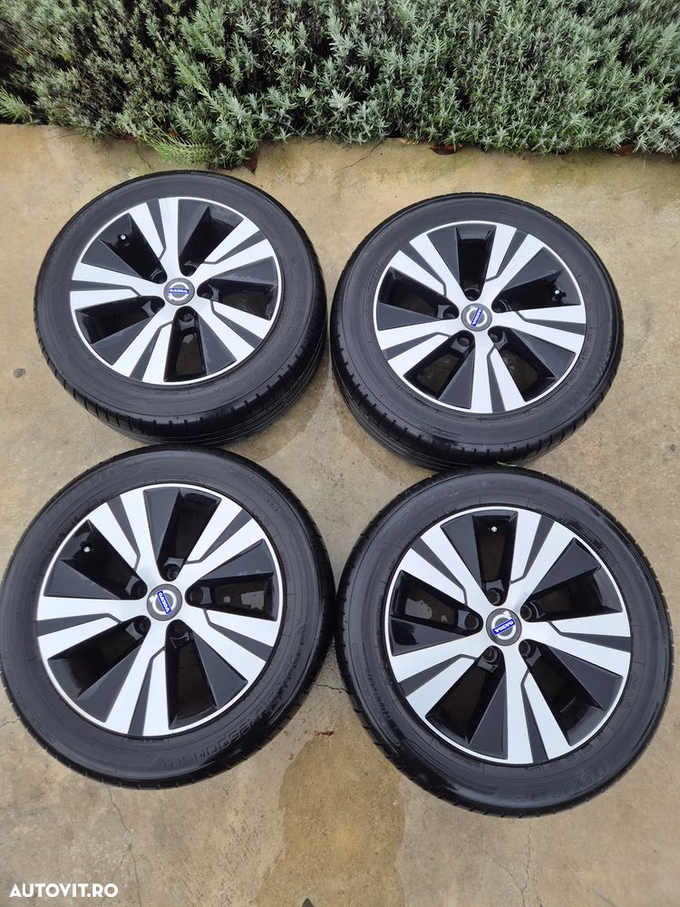 Volvo V40 D4 Summum - 25